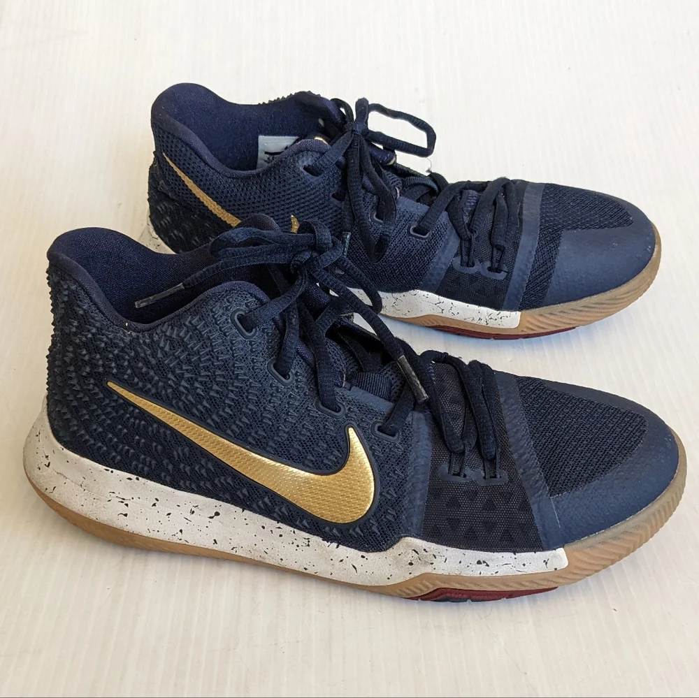 NIKE Kyrie 3 GS Youth High Top Sneakers Obsidian Metallic Gold Size 6.5
